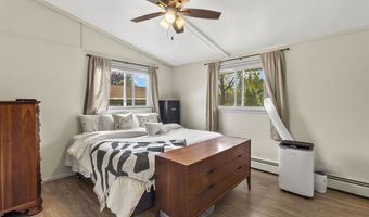 210 E GREENFIELD Ave, Algoma, WI 54201