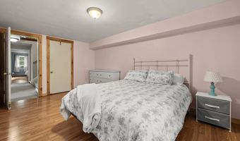 543 Long Shores Dr, Barrington, NH 03825
