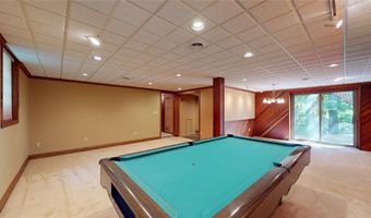 6051 SADDLEHORN Dr, Erie, PA 16506
