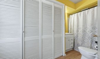 2948 E Skinner Lake N Dr, Albion, IN 46701