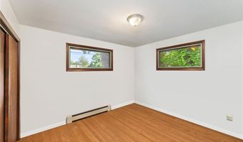 35 Bow Run, Narragansett, RI 02874