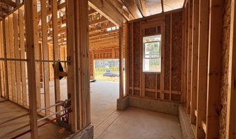 408 Redwater Trl 601, Aberdeen, NC 28315