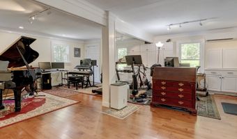 58 Tower Hill Rd, Chaplin, CT 06235