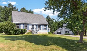 61 Sunny Hollow Pl, Bangor, ME 04401