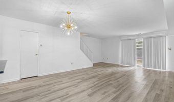 104 HAMPSTEAD Dr, Ambler, PA 19002