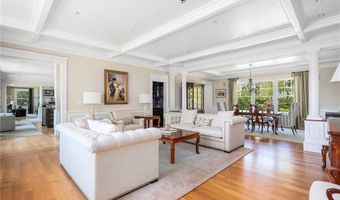 136 Adams Point Rd, Barrington, RI 02806