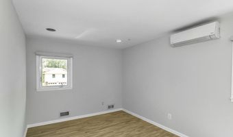 83 The Dell, Albertson, NY 11507