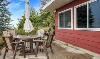 16560 Starke Rd, Arcadia, MI 49613