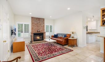 6823 Corintia St, Carlsbad, CA 92009