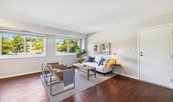 3314 S 28TH St 304, Alexandria, VA 22302