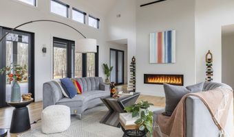 462 Mettacahonts Rd, Accord, NY 12404