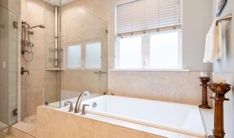 1437 Umeke Cir 100, Kihei, HI 96753