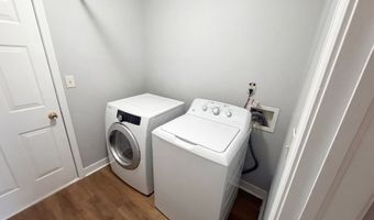 227 Park Place Ct, Avon, IN 46123