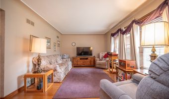 1774 Laurie Dr, Austintown, OH 44511