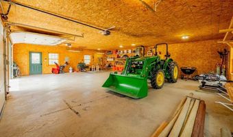 2433 Southfork Rd, Cody, WY 82414