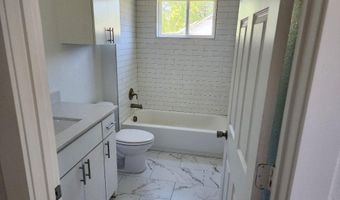 817 E Jefferson St, Sulphur Springs, TX 75482