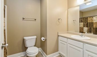 1024 NE 49th Ln, Ankeny, IA 50021