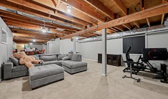 518 Hoyt St, Darien, CT 06820