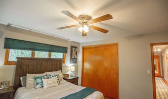 2305 Highway 18 E, Algona, IA 50511