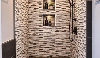 352 State St Apt 6A, Albany, NY 12210