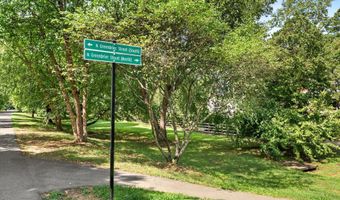5300 WILSON Blvd, Arlington, VA 22205