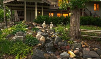 451 Reflection Rd, Apple Valley, MN 55124