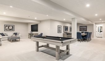 932 Oran Dr, Avon, IN 46123