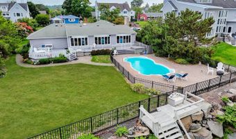 6 Harbor View Dr, Atlantic Highlands, NJ 07716