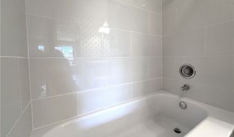 31 Park Lane Ct, Amherst, NY 14221