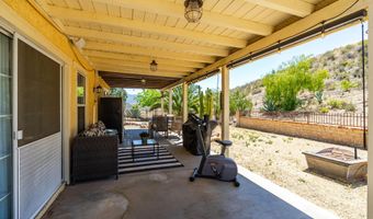 13602 Sego Rd, Agua Dulce, CA 91390