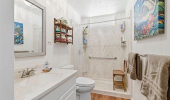 66-409 Paalaa Rd B, Haleiwa, HI 96712