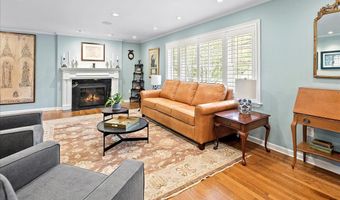 4429 NEPTUNE Dr, Alexandria, VA 22309