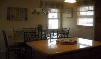 1 E 29th St, Beach Haven, NJ 08008