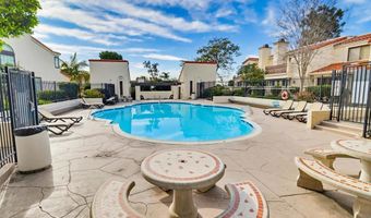 5715 Baltimore Dr 23, La Mesa, CA 91942