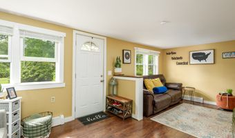 330 Chestnut Hill Rd, Colchester, CT 06415