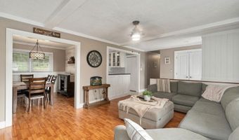 35 Skytop Rd, Andover, NJ 07860