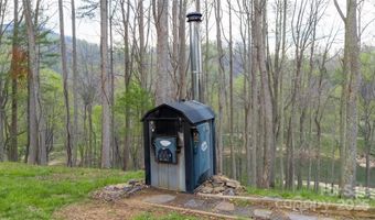 12 Riverview Dr, Bakersville, NC 28705
