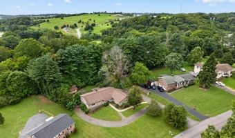 823 Birdie Dr, Abingdon, VA 24211