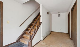 2430 Easy St, Allenwood, NJ 08720