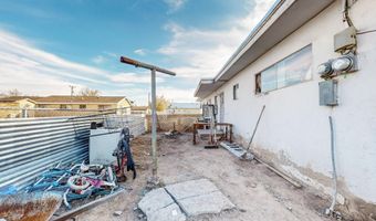 702 N 5th St, Belen, NM 87002