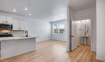 22444 E 6TH Pl, Aurora, CO 80018