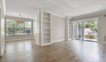 20901 CEDARPOST Sq 101, Ashburn, VA 20147