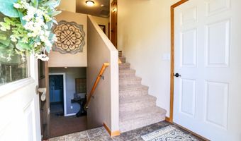 1202 SW 13th Ave, Aberdeen, SD 57401