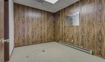 1415 W KAMPS Ave, Appleton, WI 54914