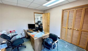 944 Lake Ave, Ashtabula, OH 44004