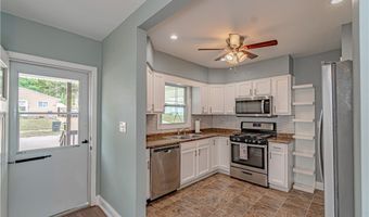 360 Baldwin Rd, Akron, OH 44312