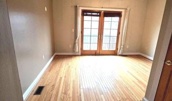 704 S BOND St, Baltimore, MD 21231