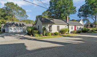 30 Eldredge Ave, East Greenwich, RI 02818