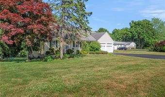 2985 Mendon Rd, Cumberland, RI 02864