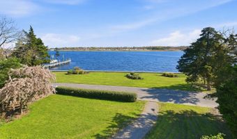 159 Harbor Inn Rd, Bayville, NJ 08721